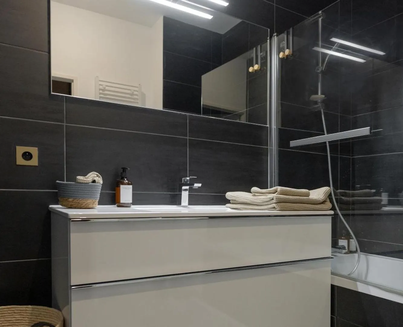 Appartement 3 Chambres Confluence Haut Standing 6 Personnes 里昂 公寓